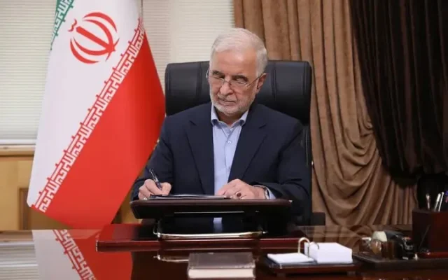 ورود۱۷۷۰ واگن به سیستم حمل‌ونقل عمومی/اتوبوس‌ها و تاکسی‌های جدید جایگزین فرسوده‌ها می‌شوند