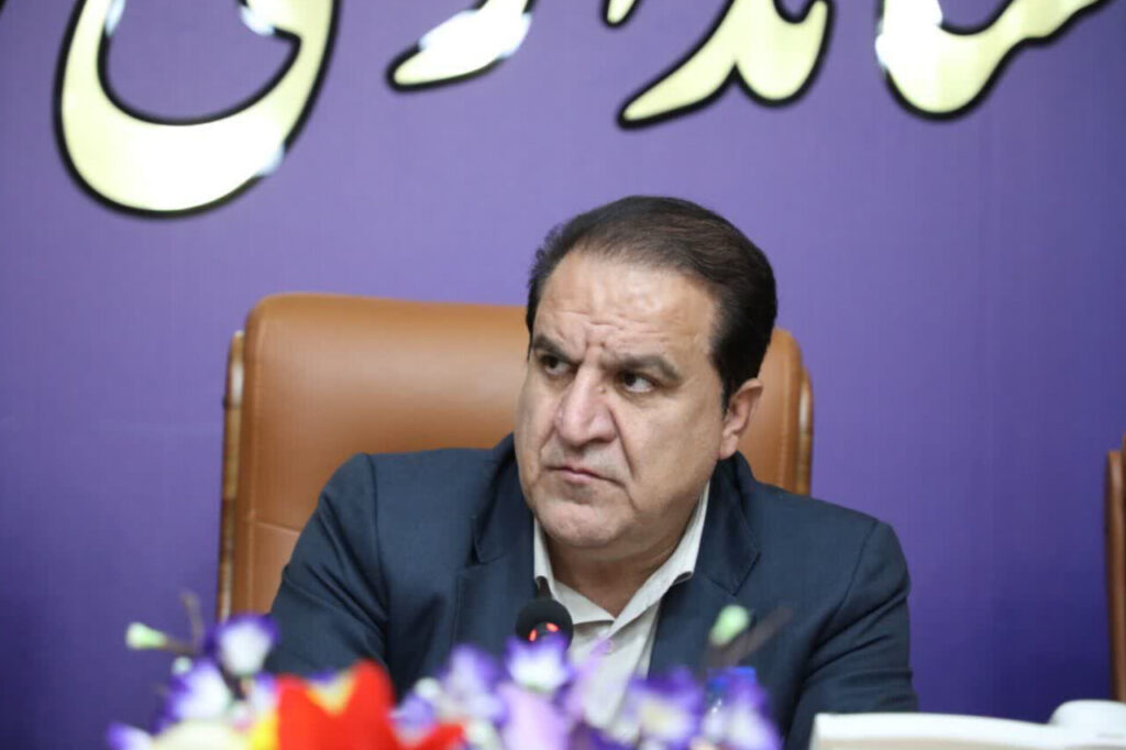 کاهش قیمت میوه در ایلام با حذف واسطهها امکان پذیر است