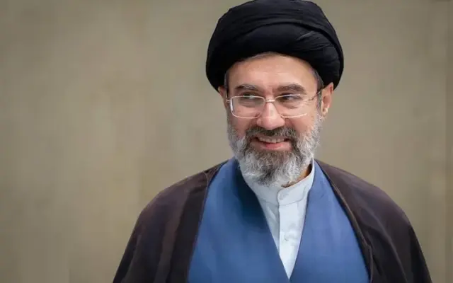 رهبر انقلاب: روز‌های بازگشت ایران به دوران وابستگی و ذلت دیگر تکرار نخواهد شد | روز‌های آینده ایران شکوهمندتر از امروز خواهد بود