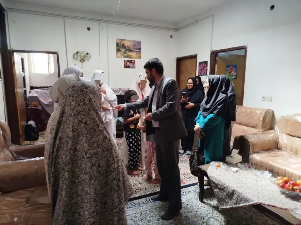اعزام فرزندان تحت پوشش بهزیستی شهرستان بافت به مشهد با بهره‌گیری از ظرفیت جایگزین‌های حبس