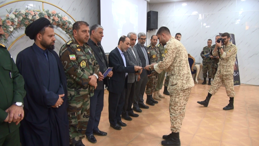 تجلیل از سربازان نمونه در همدان