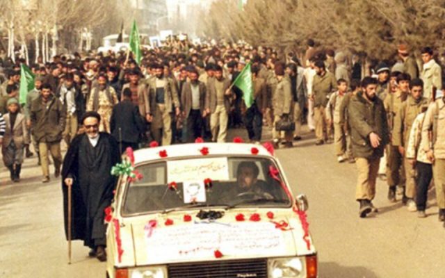 قرار بود یک عمر کنار هم باشند، اما جنگ مهلتشان نداد