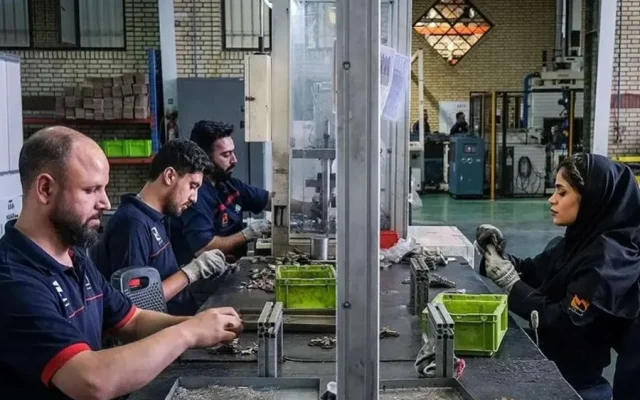 خانه‌دار شدن کارگران با بسته طلایی دولت؛ ۲۰۰ میلیون وام بلاعوض + زمین رایگان