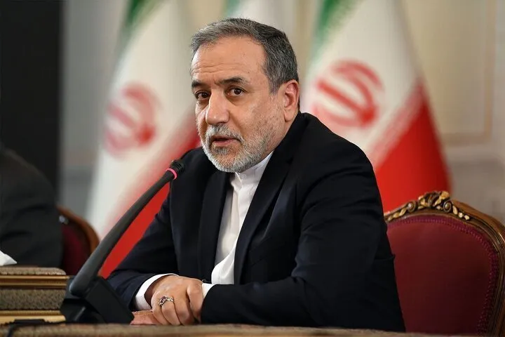 توضیحات عراقچی در خصوص طرح هفتروزه بازگشایی تنگه هرمز درصورت پذیرش شروط ایران