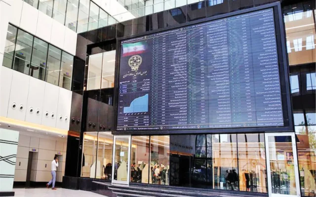 معاملات خرد بورس سقف تاریخی را شکست