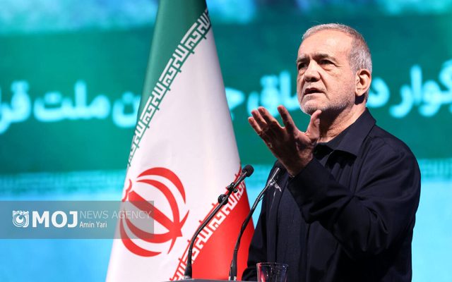 علم و آگاهی ایران را به همه جا می‌رساند