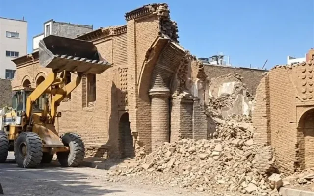 چه کسی مجوز تخریب پادگان روسها در سبزوار را صادر کرد؟