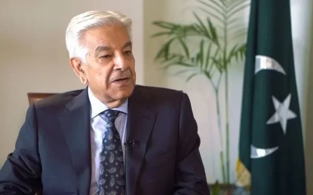 وزیر دفاع پاکستان: پیام عربستان درباره تحولات یمن را به ایران منتقل کردیم