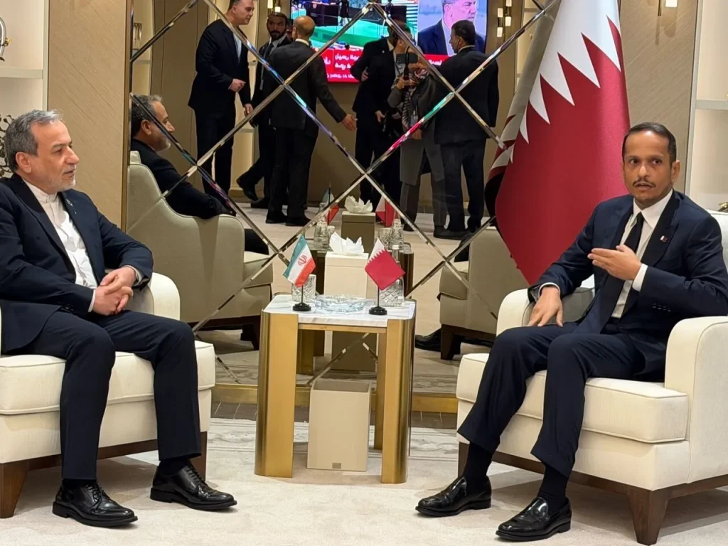 اکسیوس به نقل از یک منبع مطلع: قطر و ایران منتظر دریافت پاسخ ترامپ به پیشنهاد ایران هستند