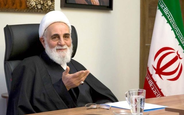 خاطره ناطق‌ نوری از سفر به کوبا در شهریور ۶۰: بعد از سخنرانی دکتر ولایتی یک‌دفعه همه تکبیر گفتیم، نزدیک بود همه فرار کنند