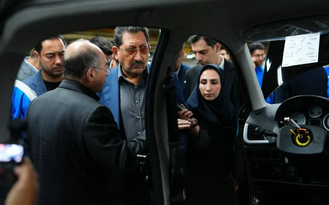 وزیر صمت: افزایش تولید و تکیه بر توان داخل مطالبه اصلی مردم از خودروسازان است
