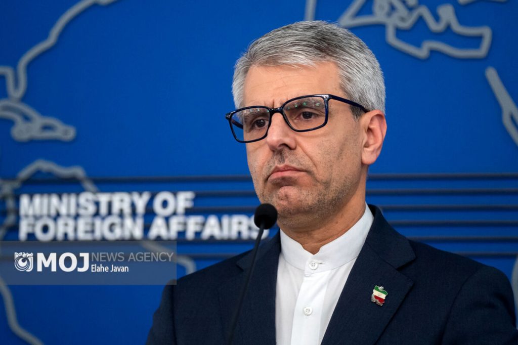 تاریخ بعضی رفتگان را زنده نگه می‌دارد