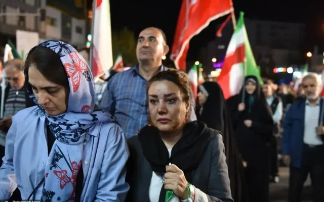 کیهان دوباره یاد حجاب افتاد | انسجام ملی را بهانه برخورد با بی‌حجابی نکنید