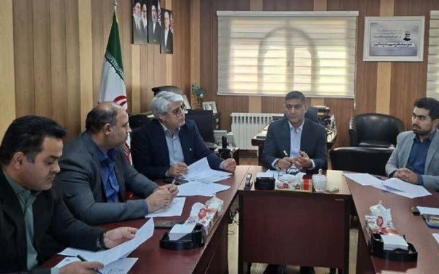 تأکید فرماندار پیشوا بر نظارت میدانی و شفافیت نرخ‌نامه‌ها در بازار