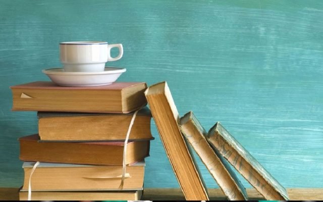 اقدام جالب سنگاپور برای کتاب خوان کردن شهروندانش/ کتاب بخوان و پول بگیر!