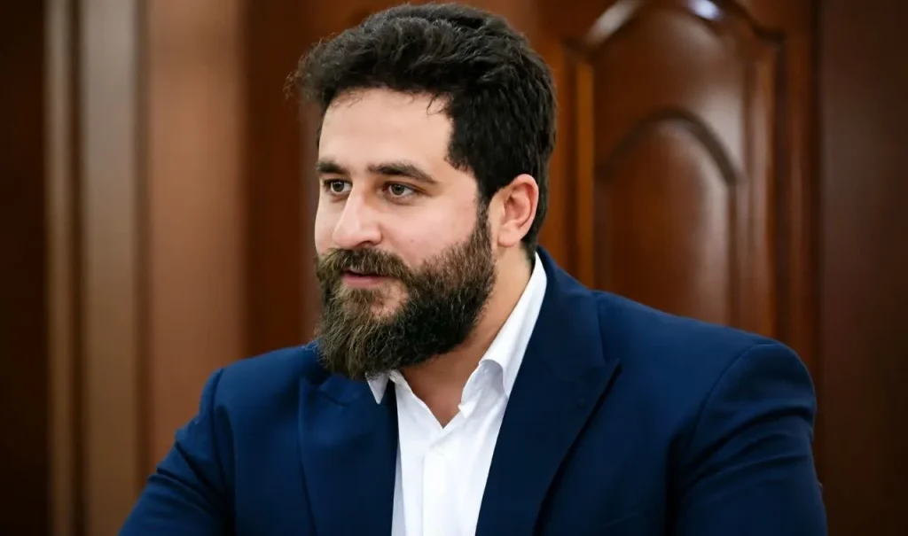 ایمنسازی و رنگآمیزی معابر مدارس رودبار در آستانه مهر