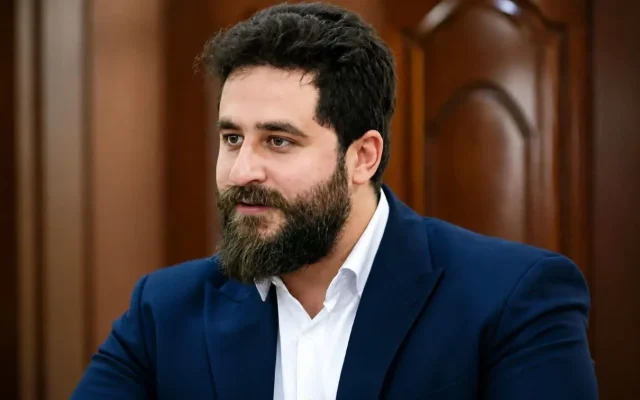 ایمن‌سازی و رنگ‌آمیزی معابر مدارس رودبار در آستانه مهر
