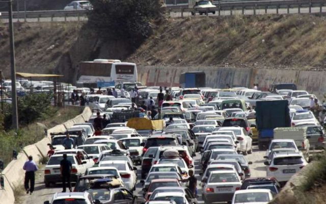 ترافیک سنگین در آزادراه کرج تهران؛ چالوس و تهران شمال مسدود شد