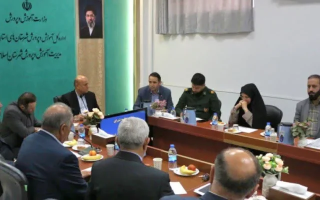 مدیر آموزش‌وپرورش اسلامشهر خبر داد: آسفالت ۵۸ حیاط مدرسه در دو سال گذشته