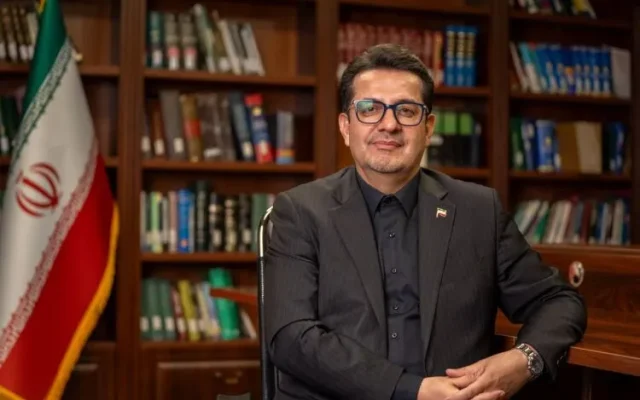 موسوی: پزشکیان اگر پای حقوق مردم در میان باشد، چهره دیگری از خود نشان می‌دهد