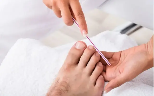 پدیکور چه خطراتی دارد؟