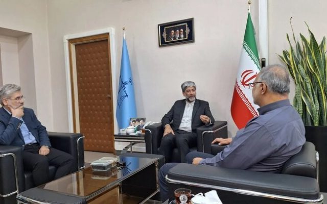 دیدار عتباتی و شهردار تهران؛ تأکید بر همافزایی برای حل چالشهای شهری و صیانت از حقوق عامه