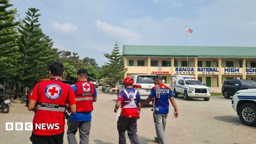 Three dead and eight injured in Philippines school shooting