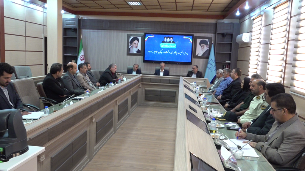 شکسته شدن صف‌های بنزین با اضافه شدن بنزین نرخ سوم به کارت سوخت شهروندان
