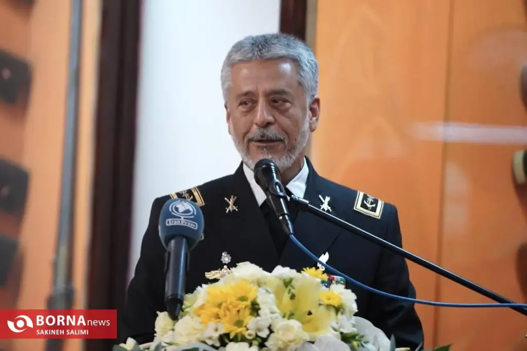 امیر دریادار سیاری فرا رسیدن «روز جهانی دریانوردی» را تبریک گفت
