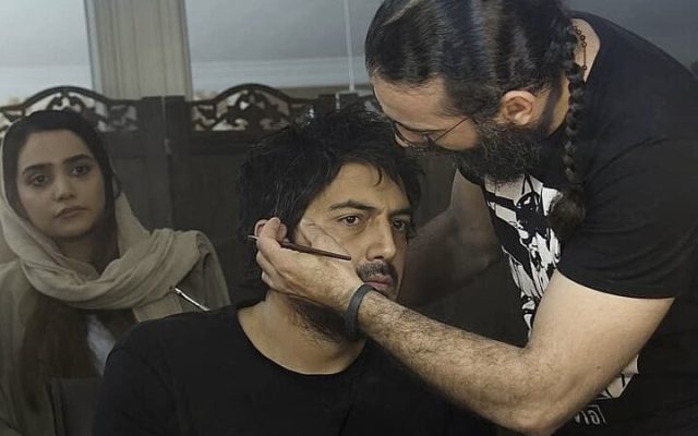 گریم امین حیایی در «کوکتل مولوتف» در حد کارهای هالیوودی است!/ ۵۰ درصد دستمزد را می‌گیریم و ۵۰ درصد باقی‌مانده هرگز پرداخت نمی‌شود!