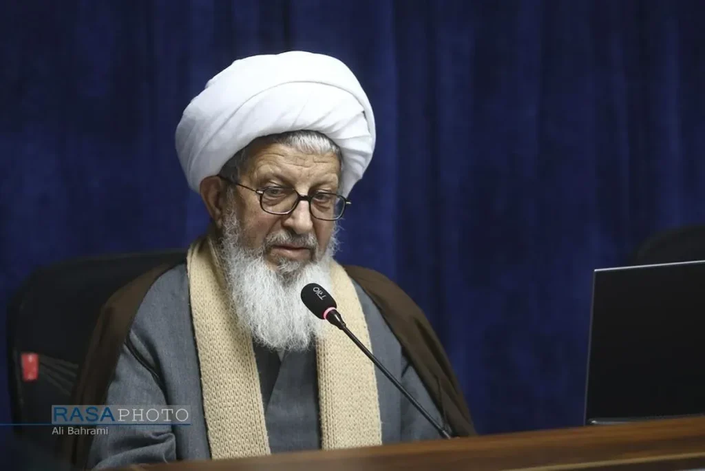 اعلام برنامه دروس آیتالله احمدی فقیه یزدی