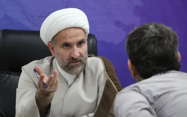 از شنیدن بی‌واسطه مشکلات مردم تا بررسی موشکافانه پرونده‌ها؛ ۱۱۰ مراجعه‌کننده پای گفت‌وگوی مستقیم با رئیس کل دادگستری استان کرمانشاه