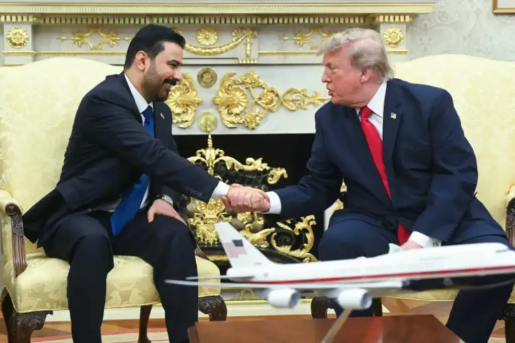 سخنگوی دولت عراق: پس از سفر نخست‌وزیر ما به آمریکا، توافق شد محموله جدیدی از ارز آمریکایی در روزهای آینده برای تأمین نیازهای بازار، وارد عراق شود