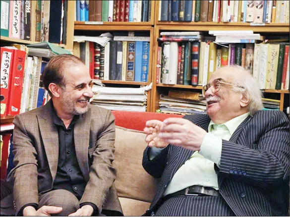 رادیو، تلویزیون و کتاب ابزار‌هایی برای روایت هستند