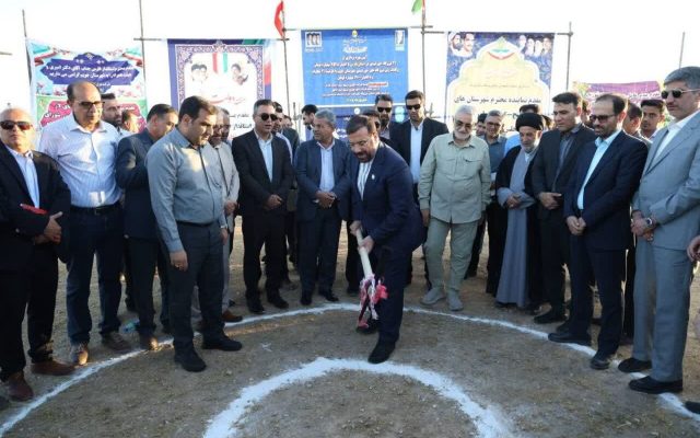 عملیات اجرایی هفت نیروگاه خورشیدی با ظرفیت ۲۱ مگاوات در جویم آغاز شد