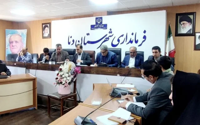 رشد ۴۰ درصدی سهم تسهیلات اشتغال شهرستان /ریالی از تسهیلات شهرستان بدون هماهنگی فرمانداری پرداخت نشود.