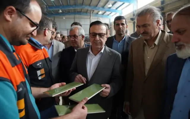 بازدید استاندار قزوین از صنایع سرام آرا
