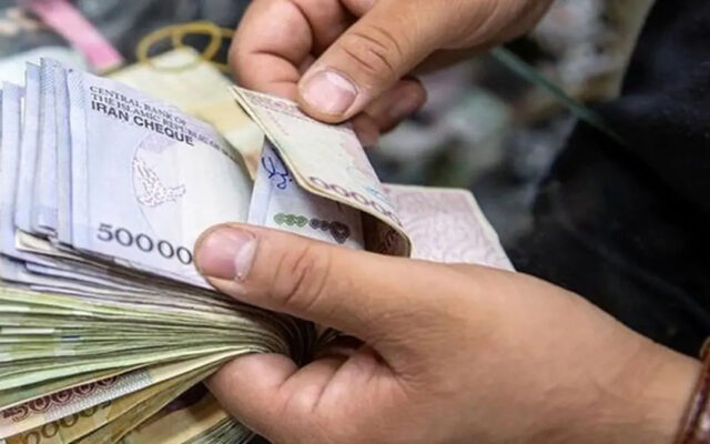 تغییر مهم در حقوق کارگران/ بازنگری دستمزد ۱۴۰۵ به مراحل نهایی رسید