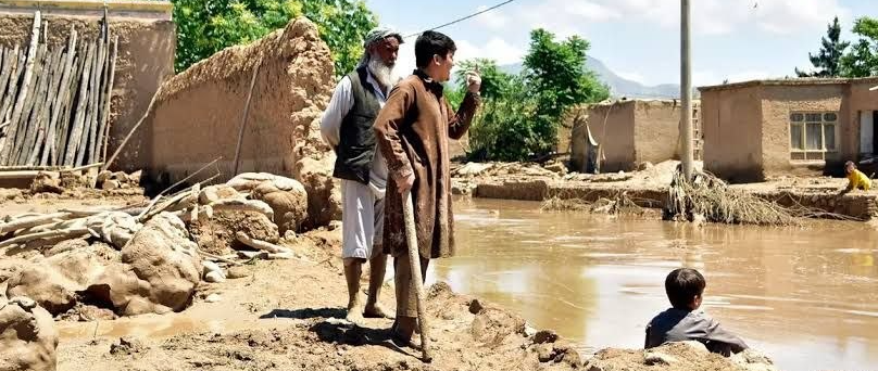 آوارگی هزاران خانواده بر اثر سیلاب‌ های ناگهانی در ۱۴ ولایت افغانستان