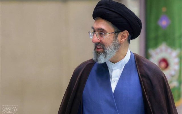 شناخت رهبرانقلاب از کریستوفر نولان/ آیت‌الله سیدمجتبی خامنه‌ای با همسرشان برخی سریال‌ها را می‌دیدند/ فیلم‌های نولان را دنبال می‌کردند