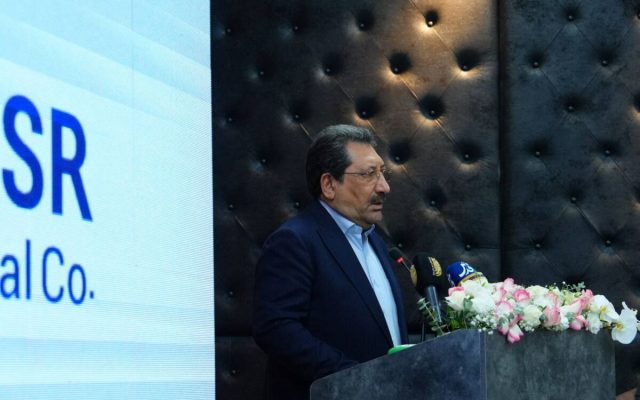 عزم و اراده ملی برای توسعه صنعت و تولید نیاز است