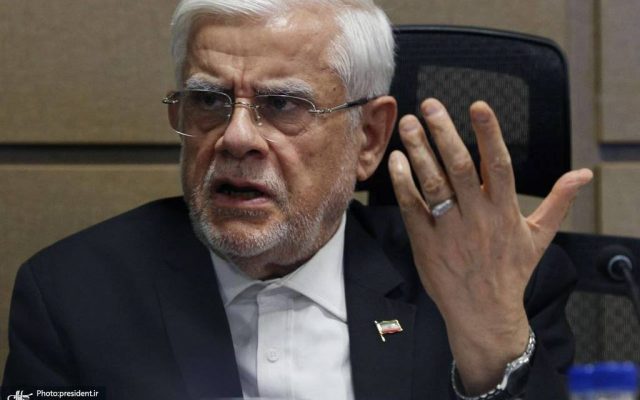 عارف: دشمن سر عقل بیاید و به یادداشت تفاهم عمل کند/ 40 سال دشمنان غیرمستقیم با ما می‌جنگیدند ولی امروز رسما با ما وارد جنگ شدند