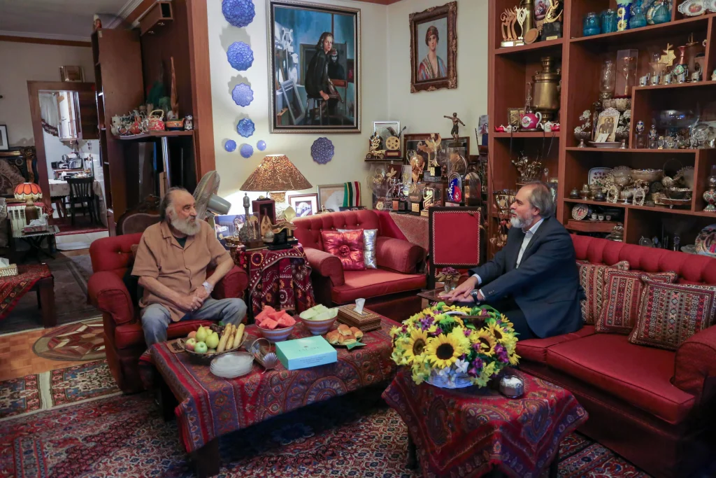 رائد فریدزاده به دیدار داریوش ارجمند رفت
