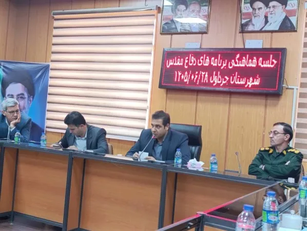 گراوند: وحدت ملی نباید به نفع هیچ جناحی مصادره شود؛ ایران متعلق به همه ایرانیان است