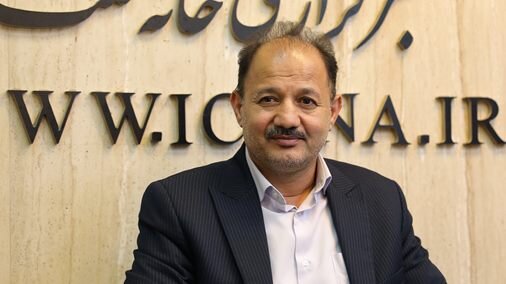 افتتاح ۶ نیروگاه کوچک خورشیدی در سفر وزیر نیرو به فسا