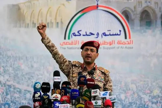 ارتش یمن: پایگاه هوایی ملک خالد را با ده‌ها موشک و پهپاد هدف قرار دادیم