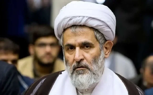 طائب: نباید از روی ترس مذاکره کنیم / اگر دشمن درخواست مذاکره کرد باید با قدرت مذاکره کنیم