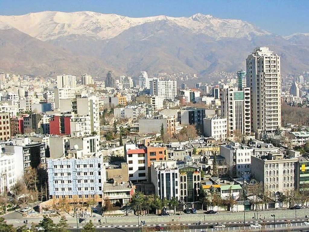 قیمت عجیب خانه‌های اعیان نشین در تهران/ یک خانه ۱۰۰ متری چند؟ + جدول
