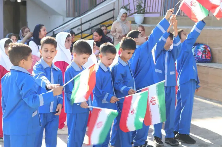 ۵۲۰ هزار دانش‌آموز مازندران راهی مدارس شدند