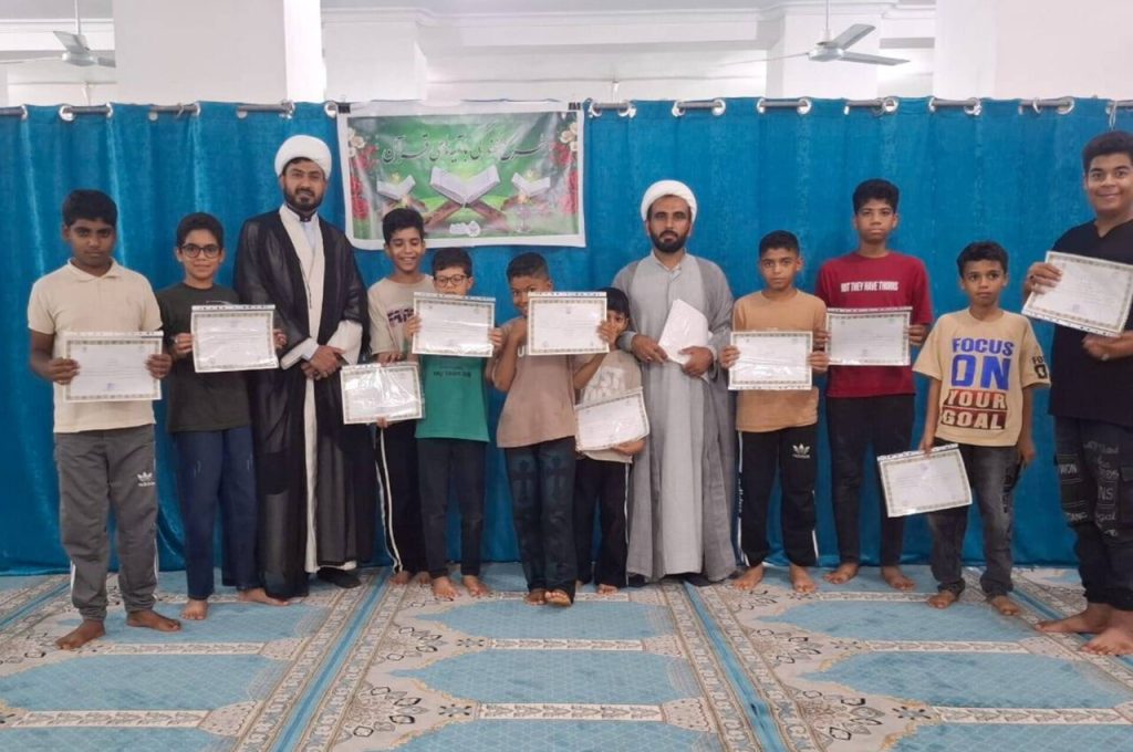 اختتامیه کلاسهای قرآنی شهرستان رودان با محوریت طرح زندگی با آیهها